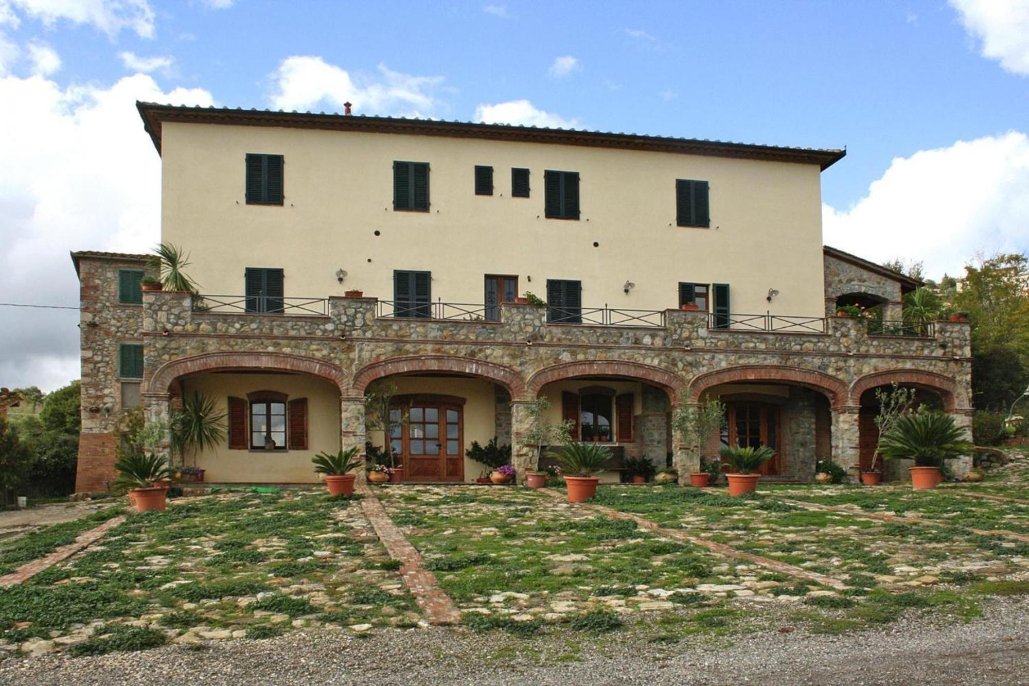 Apartment In Chiusdino Exterior photo